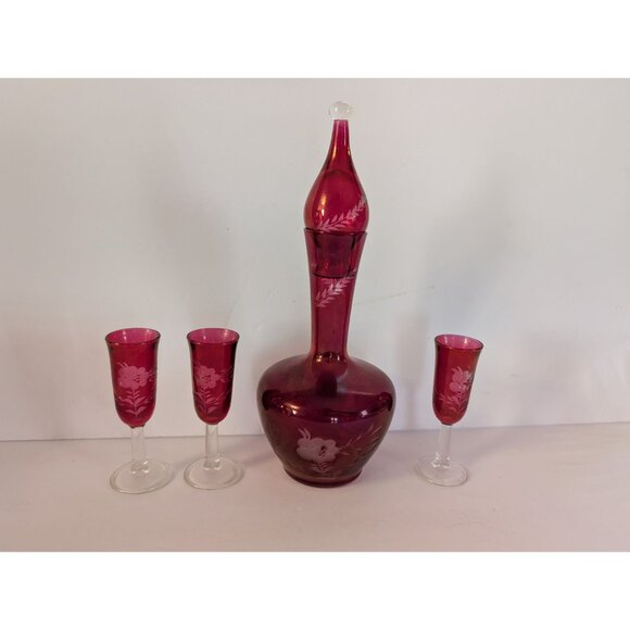 Vintage Craberry Etched Glass Decanter Set With Stopper 3 Matching Cordial Glass - Picture 5 of 7
